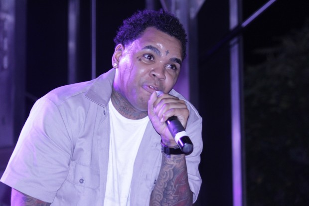 LIVE performance close kevin gates